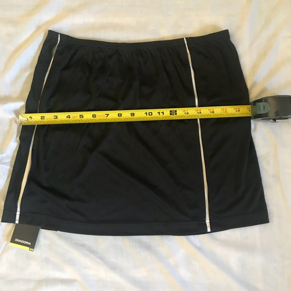 Tennis Skirt - Picture 5 of 6